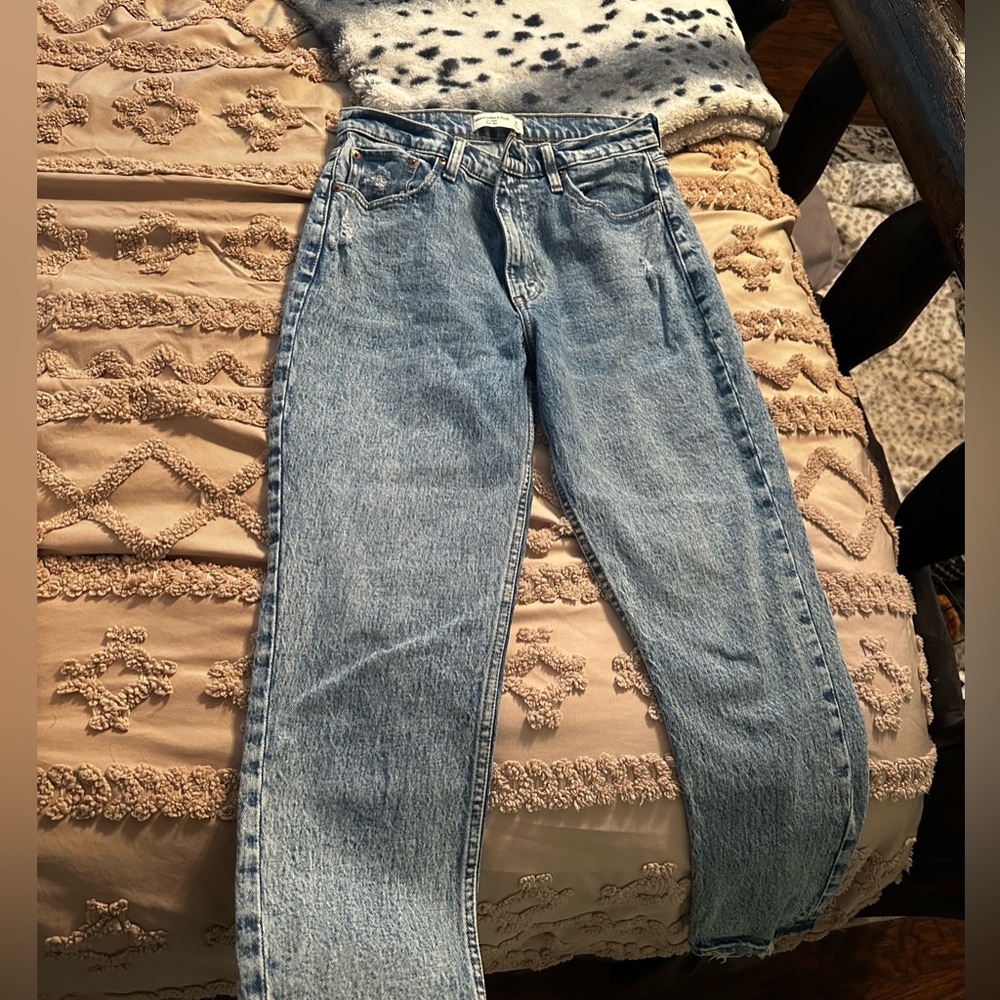 Abercrombie & Fitch Jeans LIKE NEW (size 29/8)